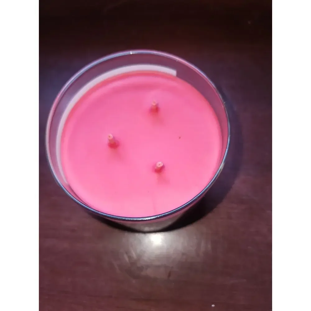 Bath & Body Works Winter Candy Apple 3-Wick Candle White Barn 14oz